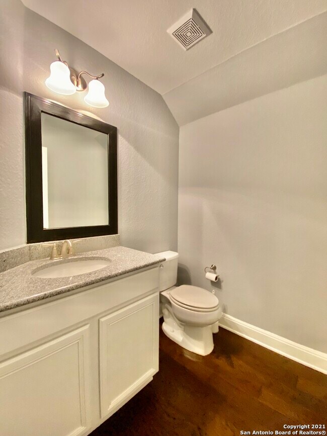 Foto del edificio - 23834 Stately Oaks