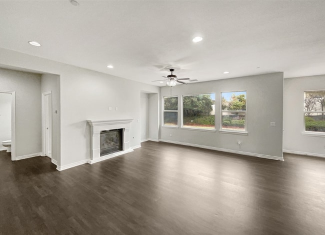 Building Photo - 32676 Quiet Trail Dr