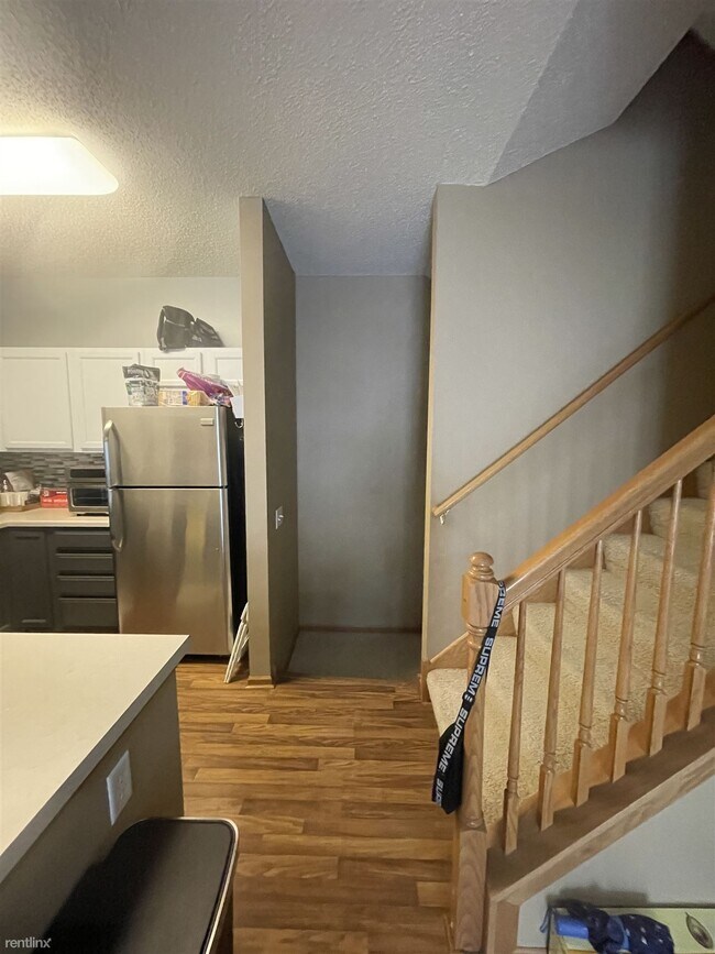 Foto del edificio - 2 br, 1.5 bath Townhome - 6824 Pine Crest ...