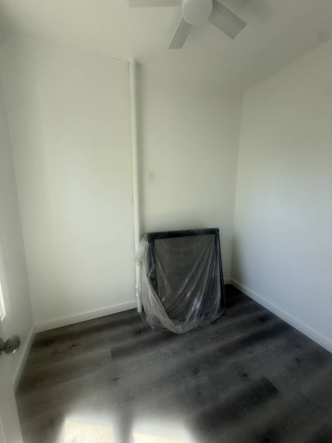 Building Photo - 739 43rd St