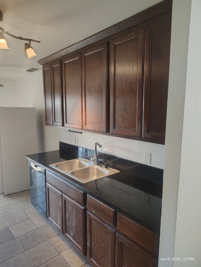 Building Photo - Gated Spacious Lot.  Updated interior - Must see