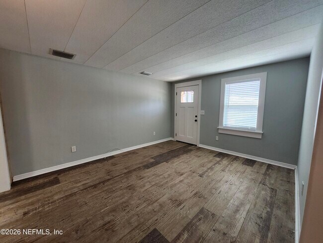 Building Photo - 126 Phoenetia Dr