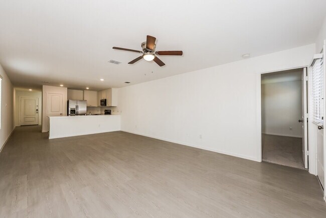 Foto del edificio - 110 Willow Wy