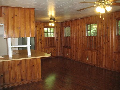 Building Photo - 4823 Auburn Dr N
