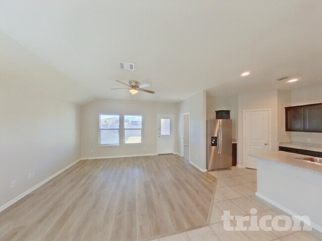 Foto del edificio - 1812 Fairbanks Dr