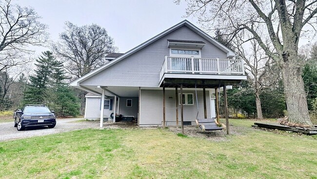 Building Photo - 32 Acton Rd