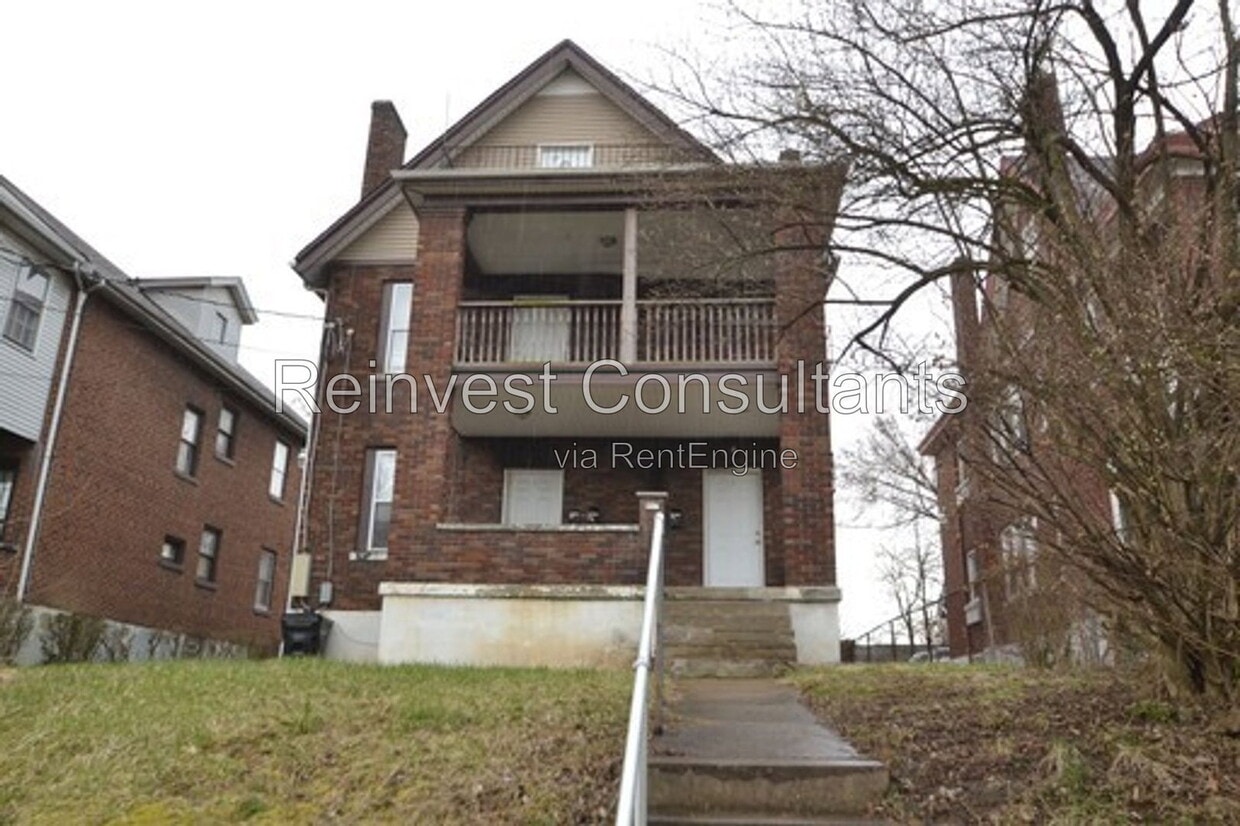 Photo - 987 Cleveland Avenue