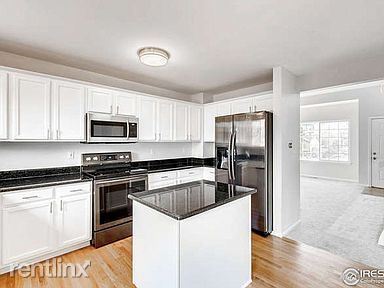 Building Photo - 6 br, 4 bath House - 2965 E Yarrow Cir