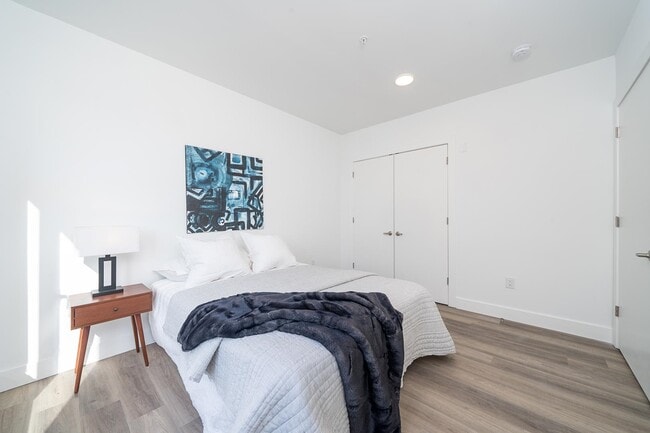 Foto del edificio - 1415 Manhattan Ave