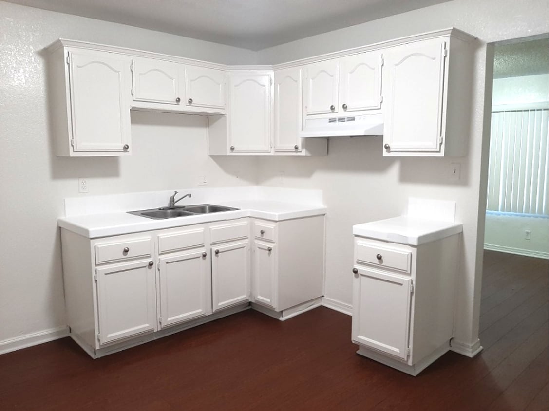 734-736 E 80th - 734-736 E 80th