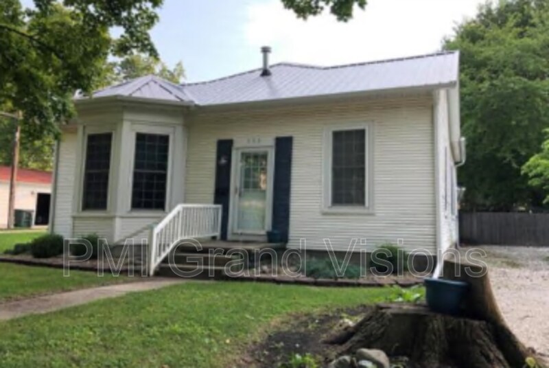 506 N Center St, Tuscola, IL 61953 House Rental in Tuscola, IL