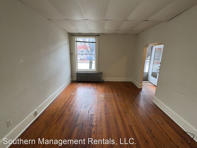 Foto del edificio - 2 br, 1 bath House - 20 N. Main St.