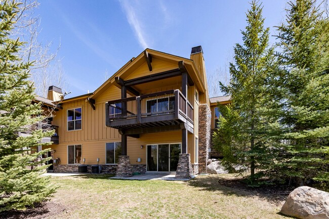 Building Photo - Blackrock Ridge Townhome - Corner Lot with...