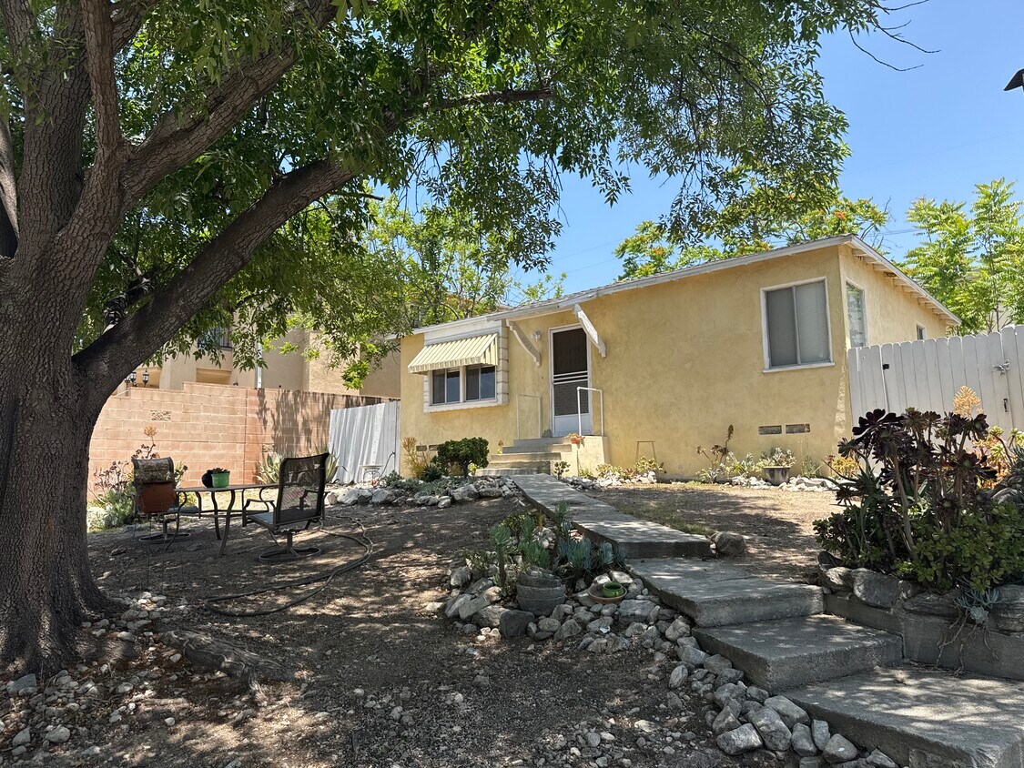 Foto principal - 10324 Hillhaven Ave