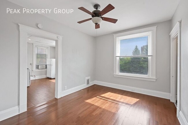 Building Photo - 2549 University Ct