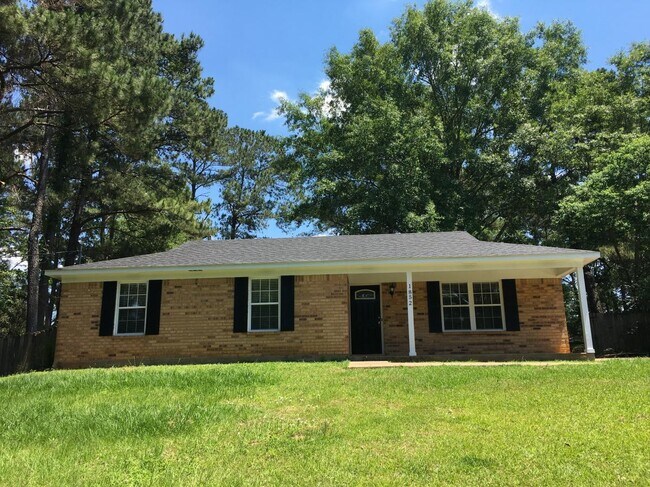 Building Photo - 1852 Ranch House Dr