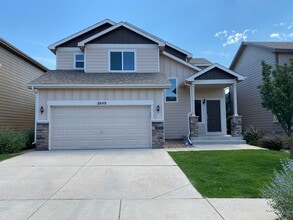 Building Photo - 2649 Sierra Springs Dr
