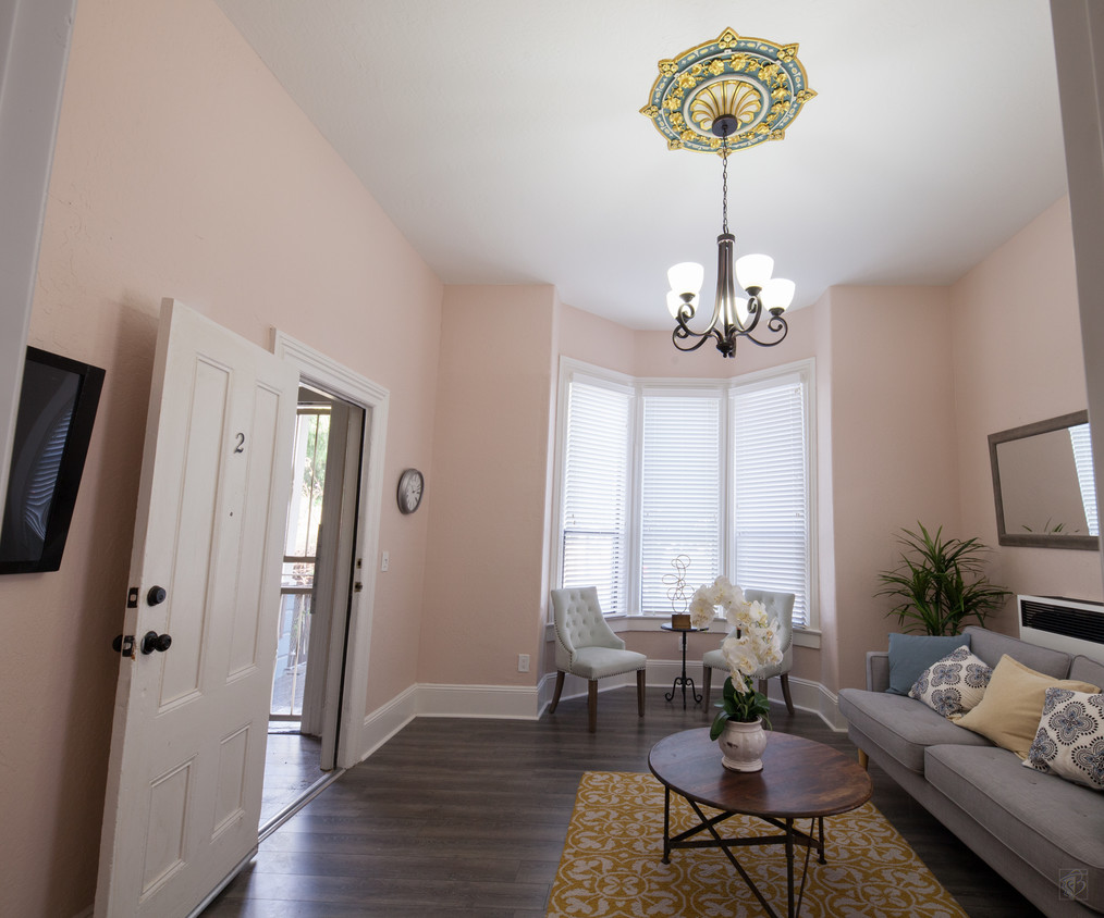 1 Bedroom Unit #2 - 427 S 3rd St
