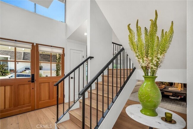 Foto del edificio - 17152 Escalon Dr