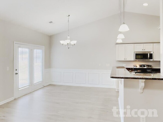 Foto del edificio - 1030 Ryan Ct