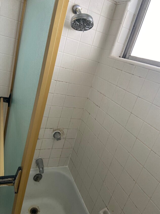 Foto del edificio - 10944 Strathmore Dr