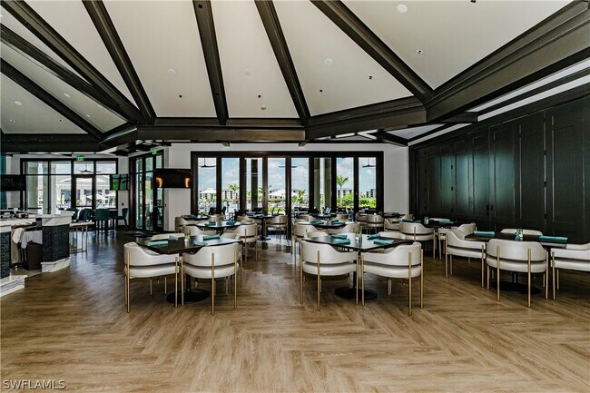 Foto del edificio - 6082 National Blvd