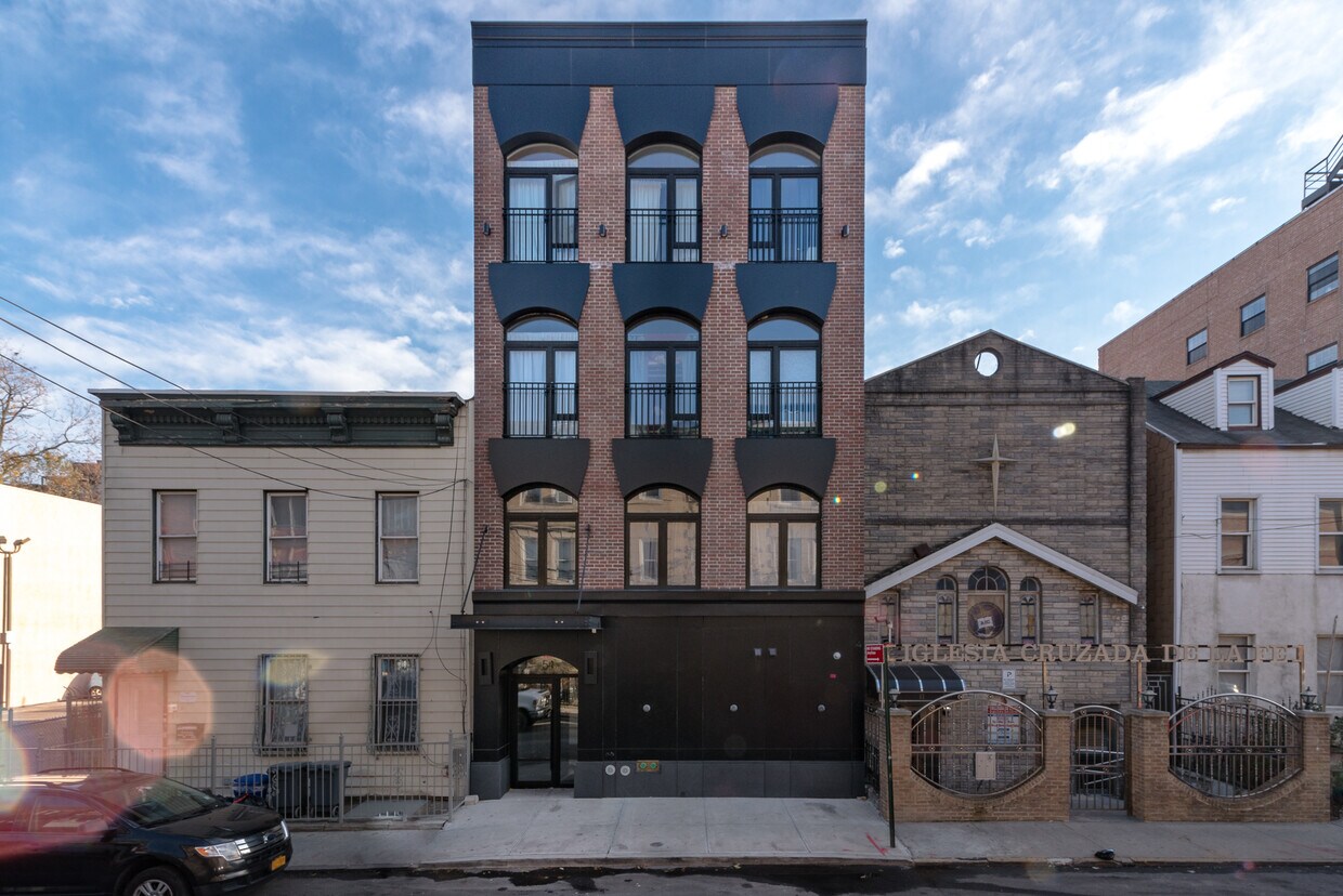 Foto del edificio - 54 Troutman St