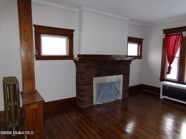 Foto del edificio - 10 S Park Dr