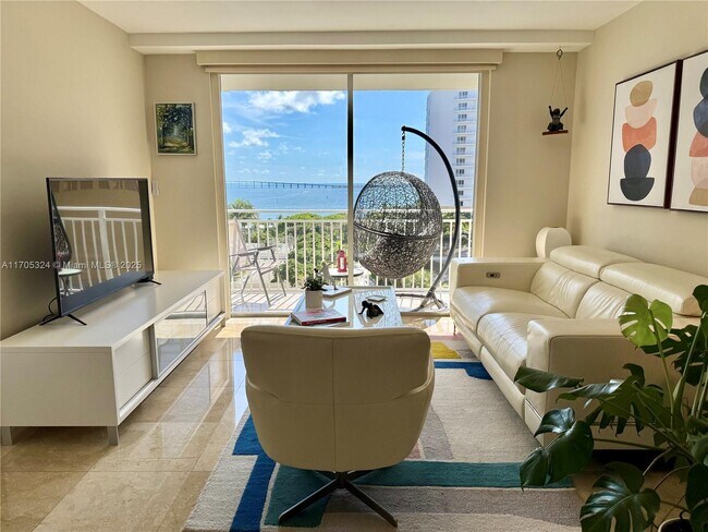Foto del edificio - 770 Claughton Island Dr