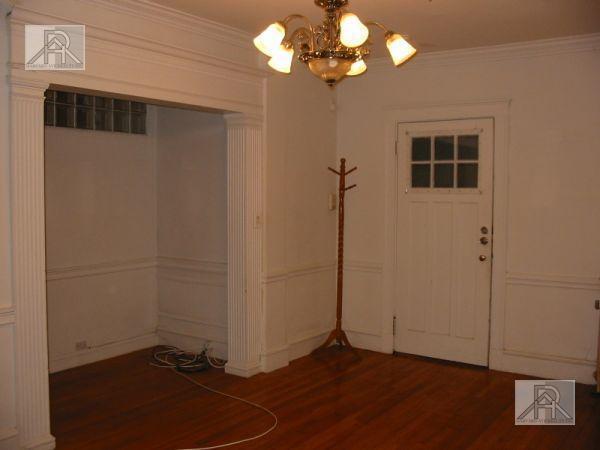 Foto del edificio - 4 bedroom in Brookline MA 02446