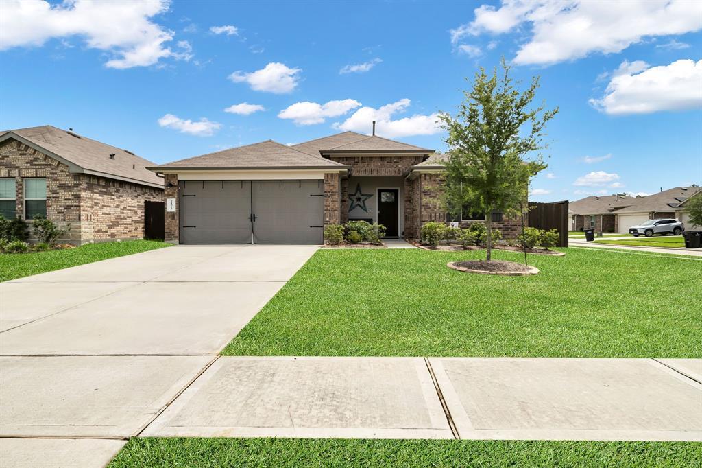 Primary Photo - 21023 Creighton Wood Dr