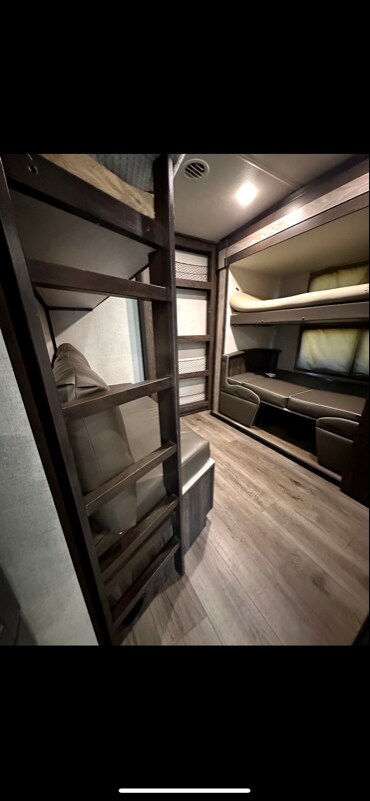 Foto del edificio - 1312 Brandonwood Dr