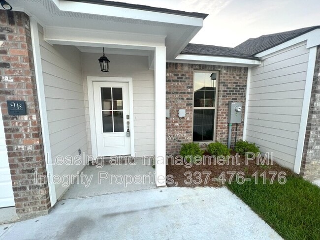 Building Photo - 33260 LA-16