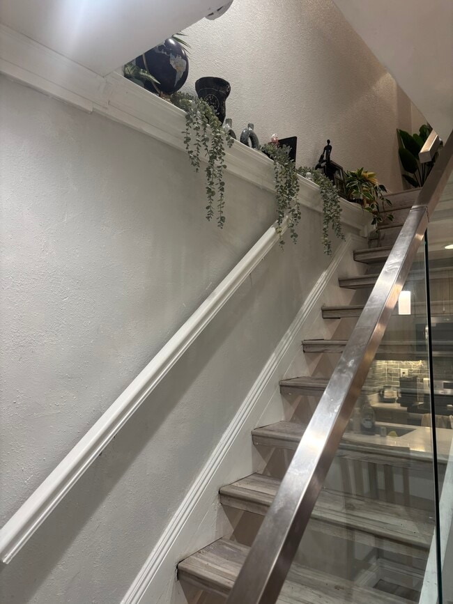 Foto del edificio - 5966 Walerga Rd