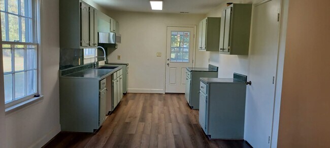 Foto del edificio - 611 Poplar St