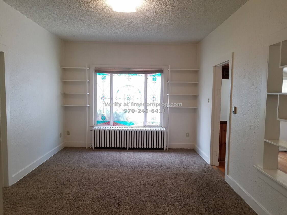 Primary Photo - 611 Belford Ave