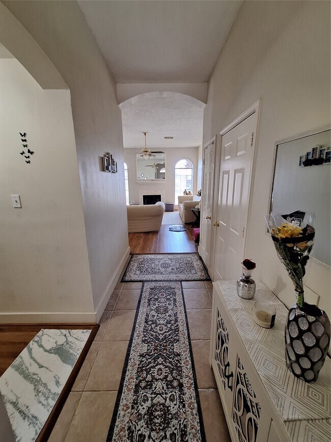 Foto del edificio - 20323 Concord Hill Dr