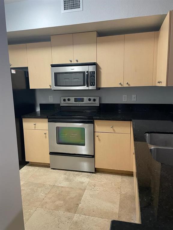 2516 Centergate Dr Unit 208, Miramar, FL 33025 Condo for Rent in