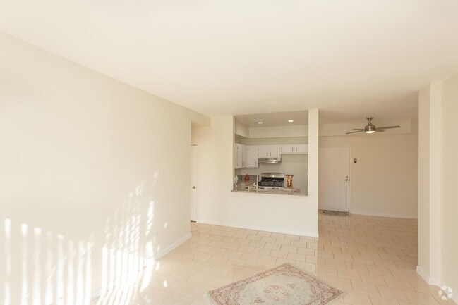 Foto del interior - Pinewood Apartments