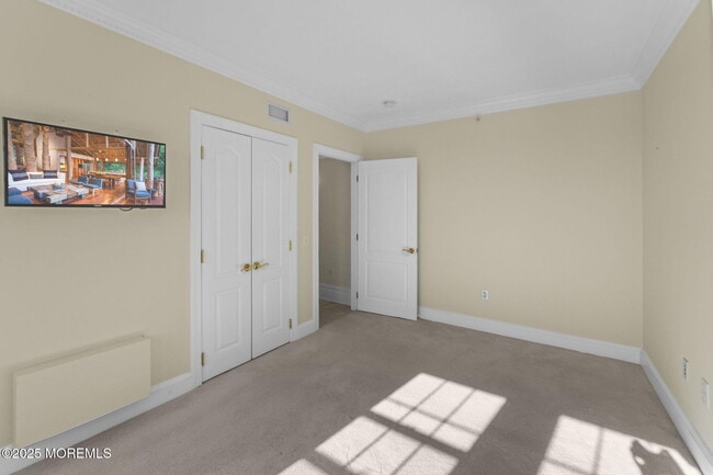 Foto del edificio - 700 Ocean Ave N