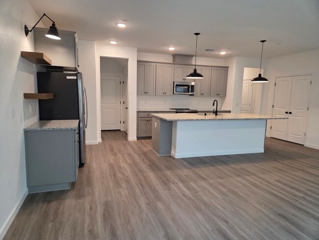 Building Photo - Brand New! Silverbrook Community at The Ranch