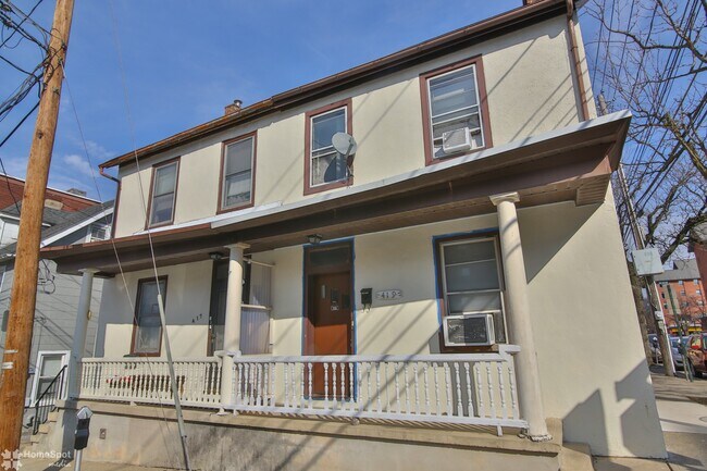 Foto del edificio - 419 Vine St