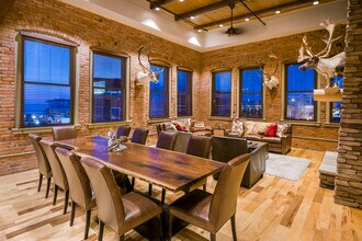 Building Photo - Shorehaus Lofts