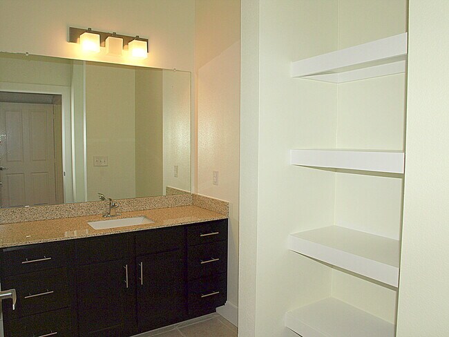 Extra storage - 2400 Louis Henna Blvd