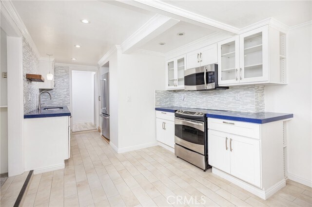 Foto del edificio - 2260 Crestview Dr