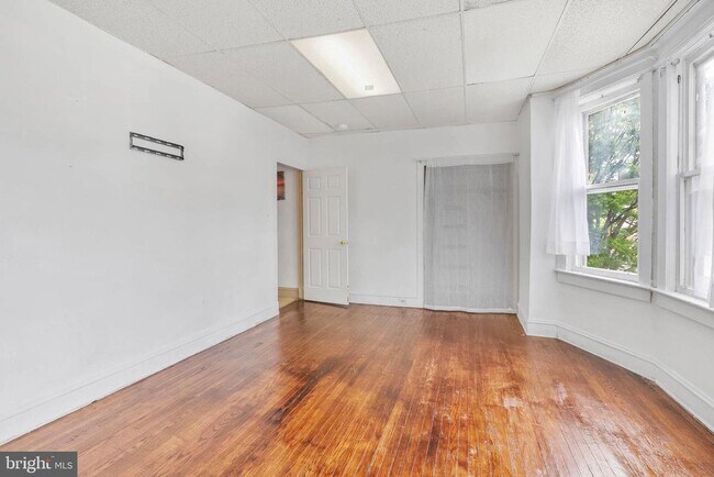 Foto del edificio - 522 Monmouth St