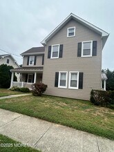 Building Photo - 29 2nd St