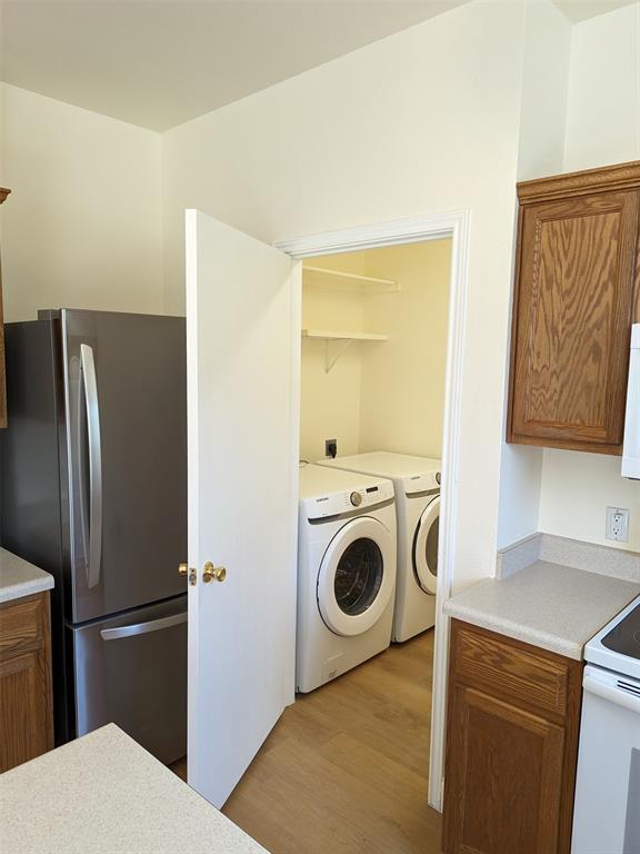 Foto del edificio - 4717 Lake Champlain Ln