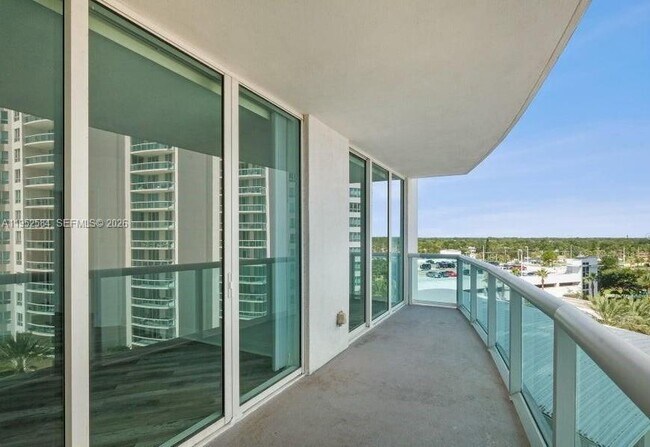 Foto del edificio - 231 Riverside Dr