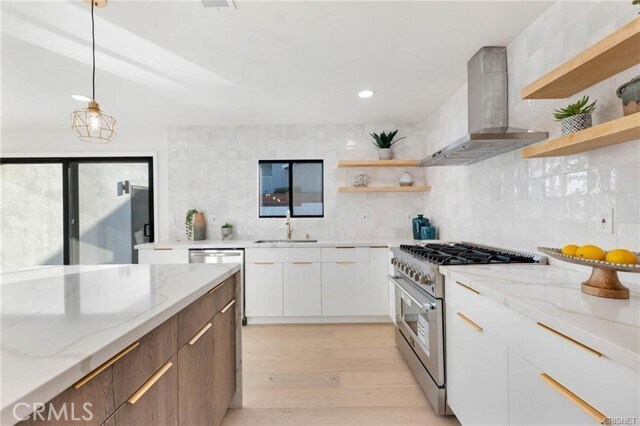 Foto del edificio - 335 University Dr